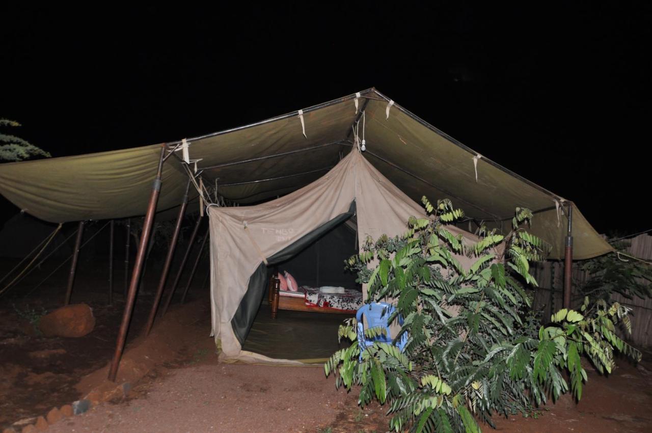Kizumba Camp Site Hotel Manyara Buitenkant foto